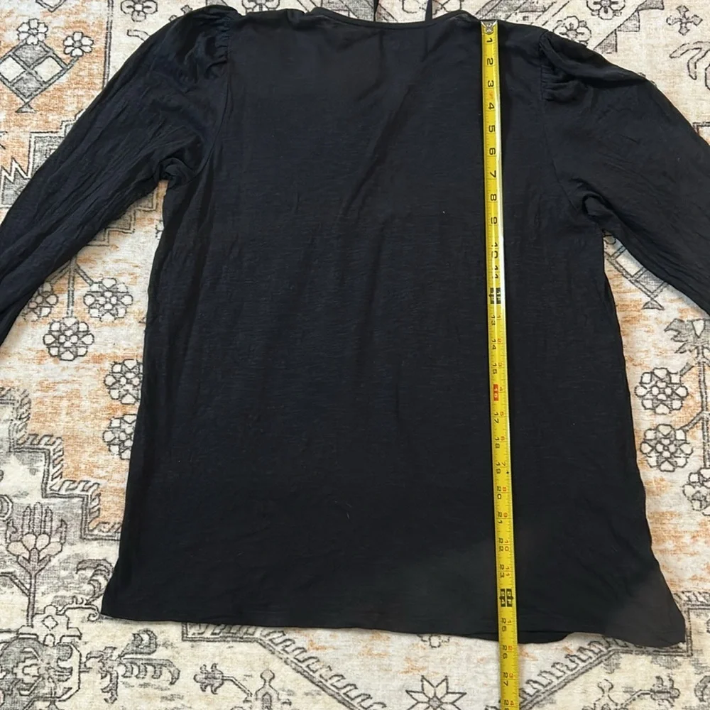 LOFT L black lightweight boho peasant blouse; 💯 cotton, tassel neck, puff sleeve